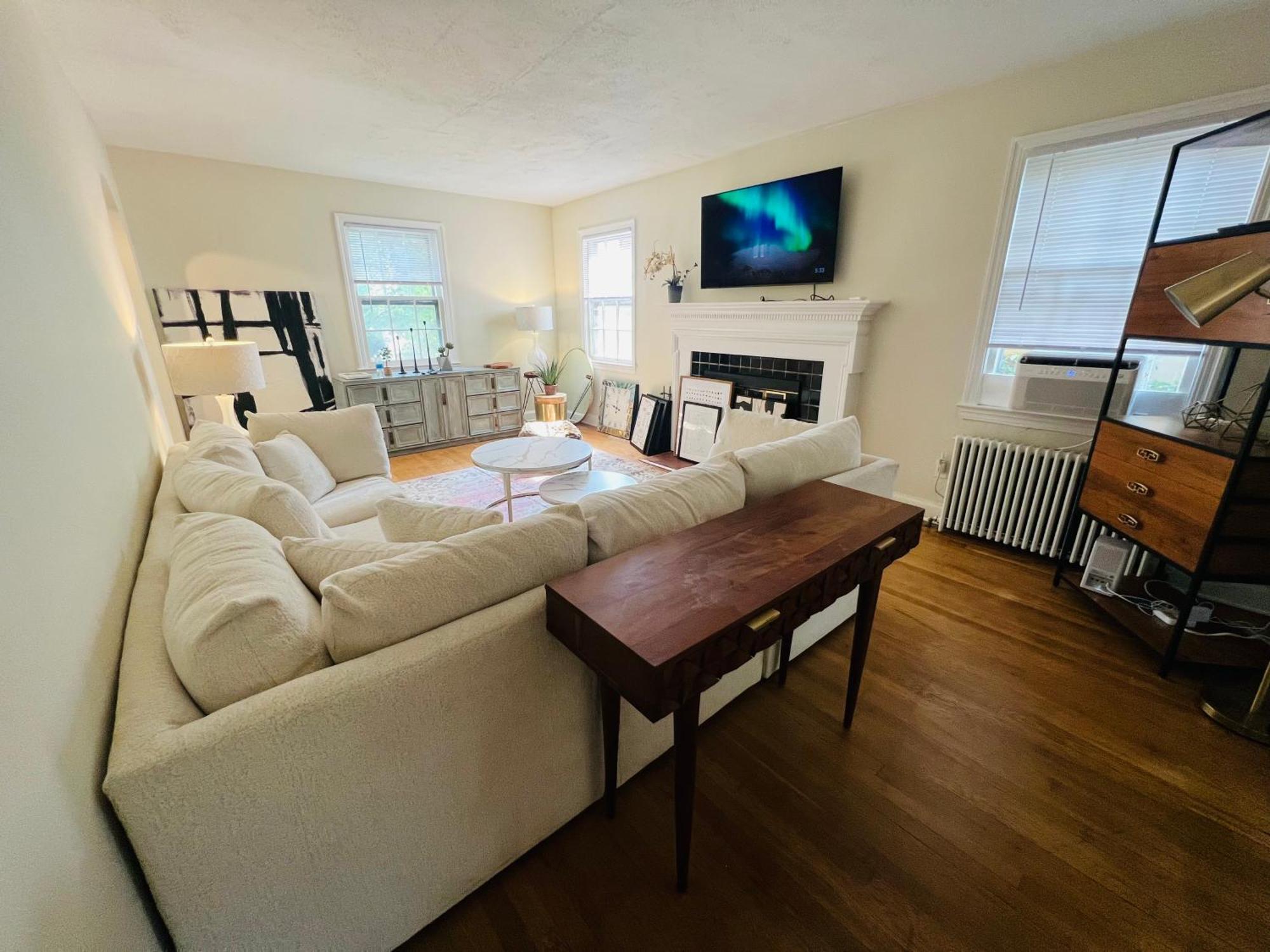 Dc'S Best Location 4 Bed With Parking Walk To Metro And Nightlife Bethesda Row Chevy Chase Exterior photo